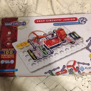Snap Circuits Junior Kit